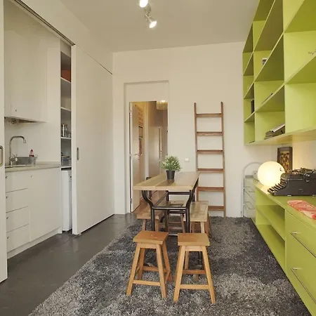 Apartment Industrial Flat W/ Garage Lisbon